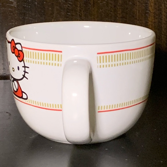 Hello Kitty Cup Noodles 24oz Ceramic Soup Mug - Picture 5 of 10